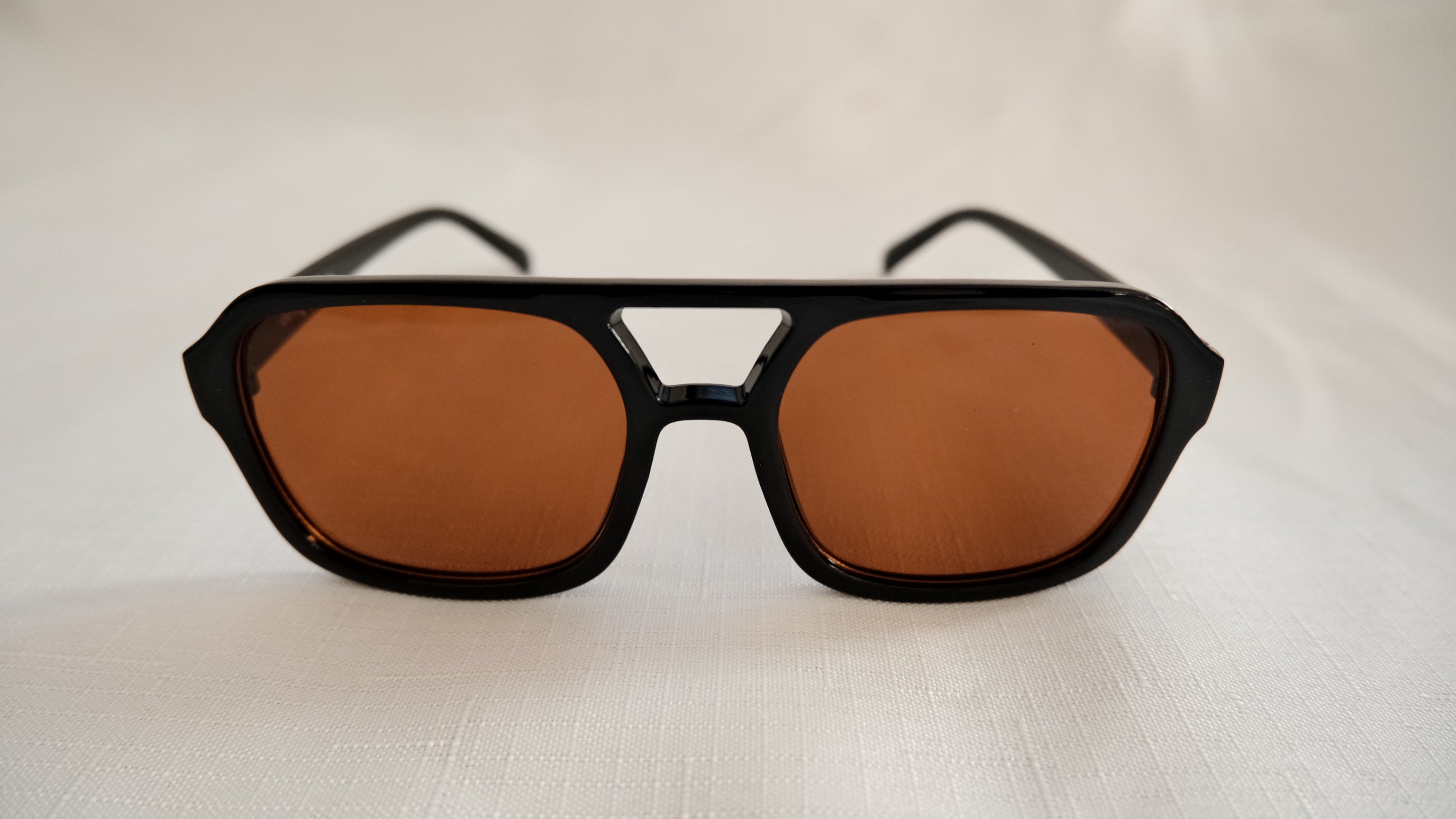 ISSIE Glasses – Effortless