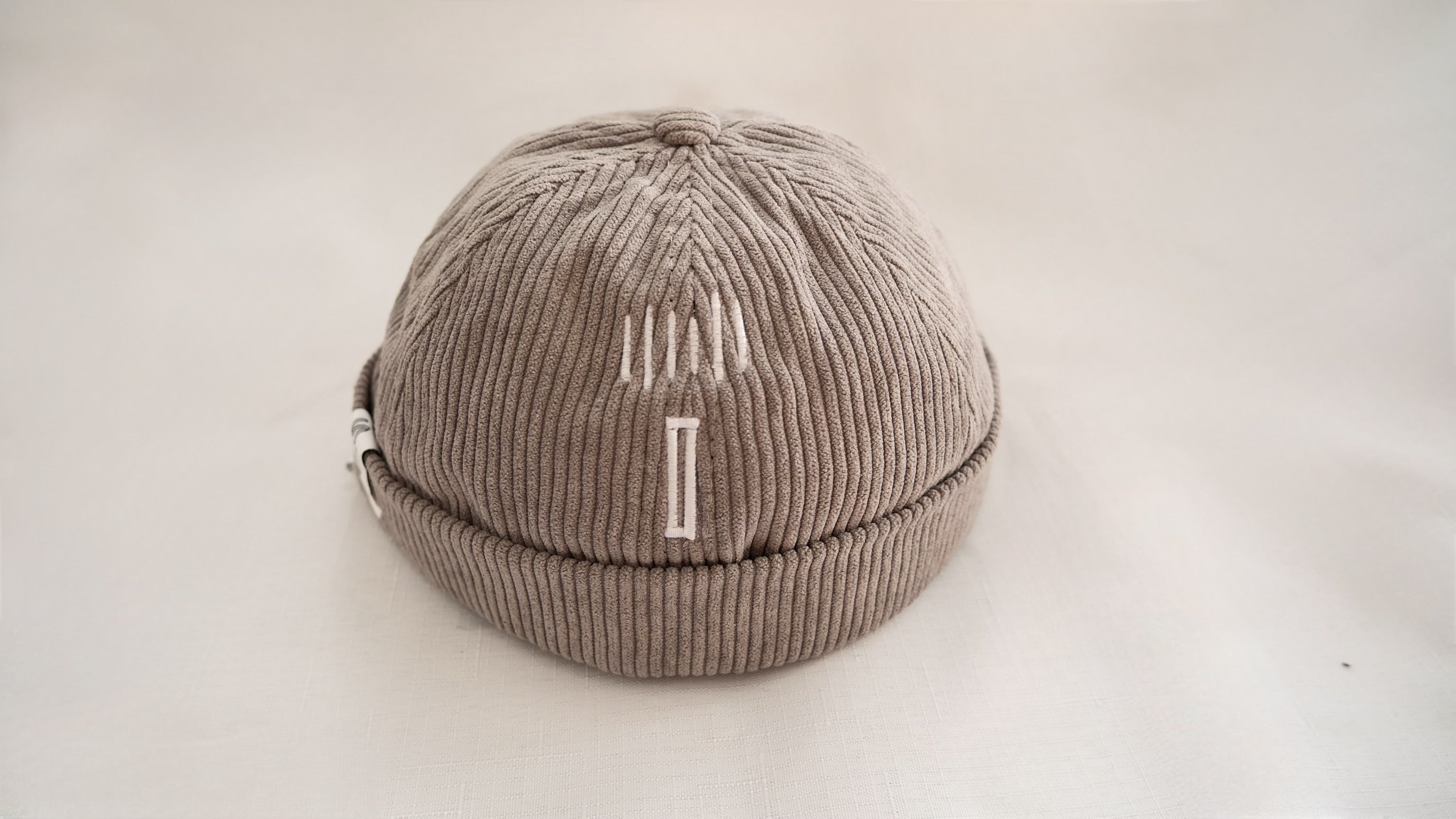 ISSIE Corduroy Beanie cap