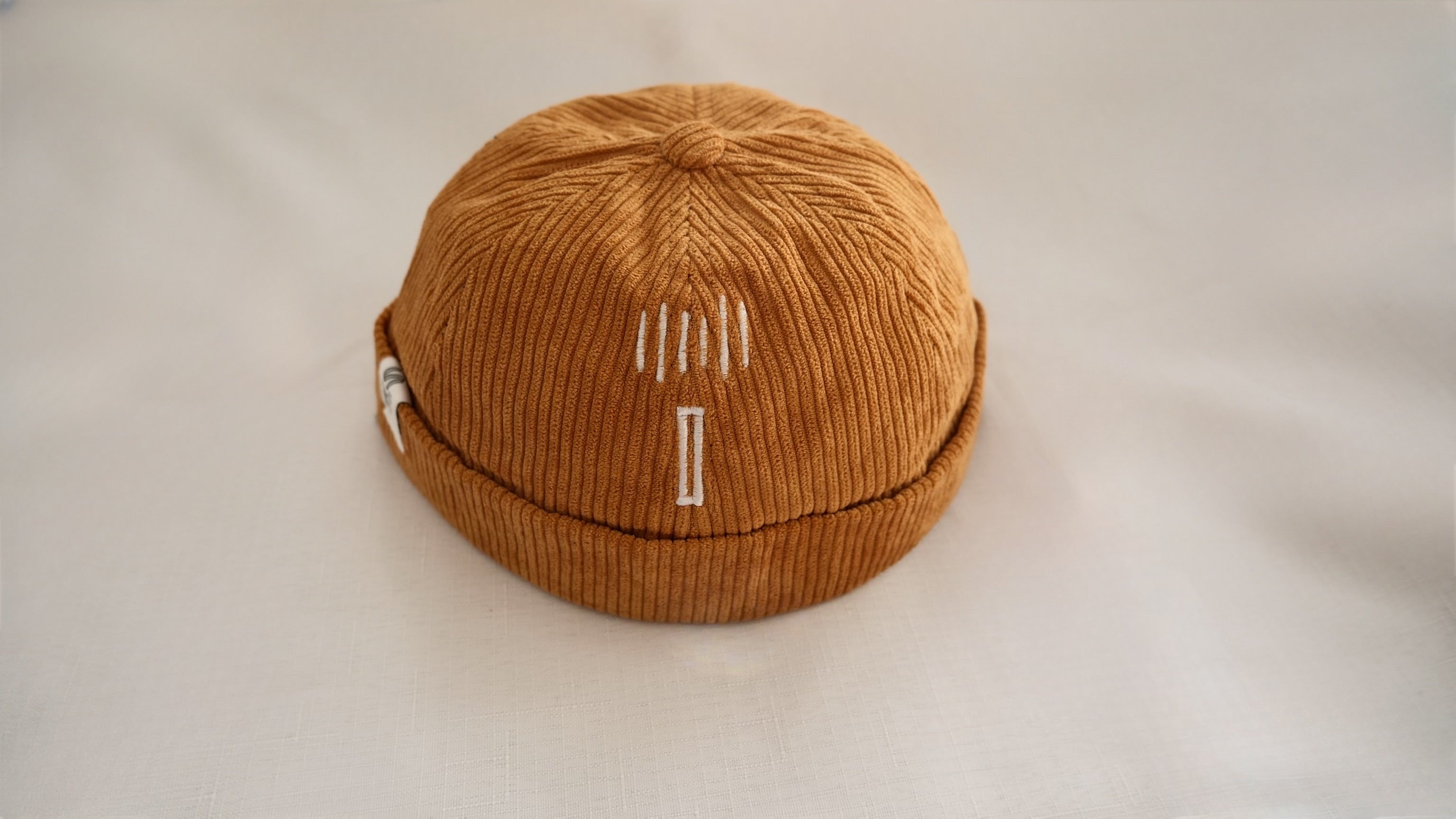 ISSIE Corduroy Beanie cap