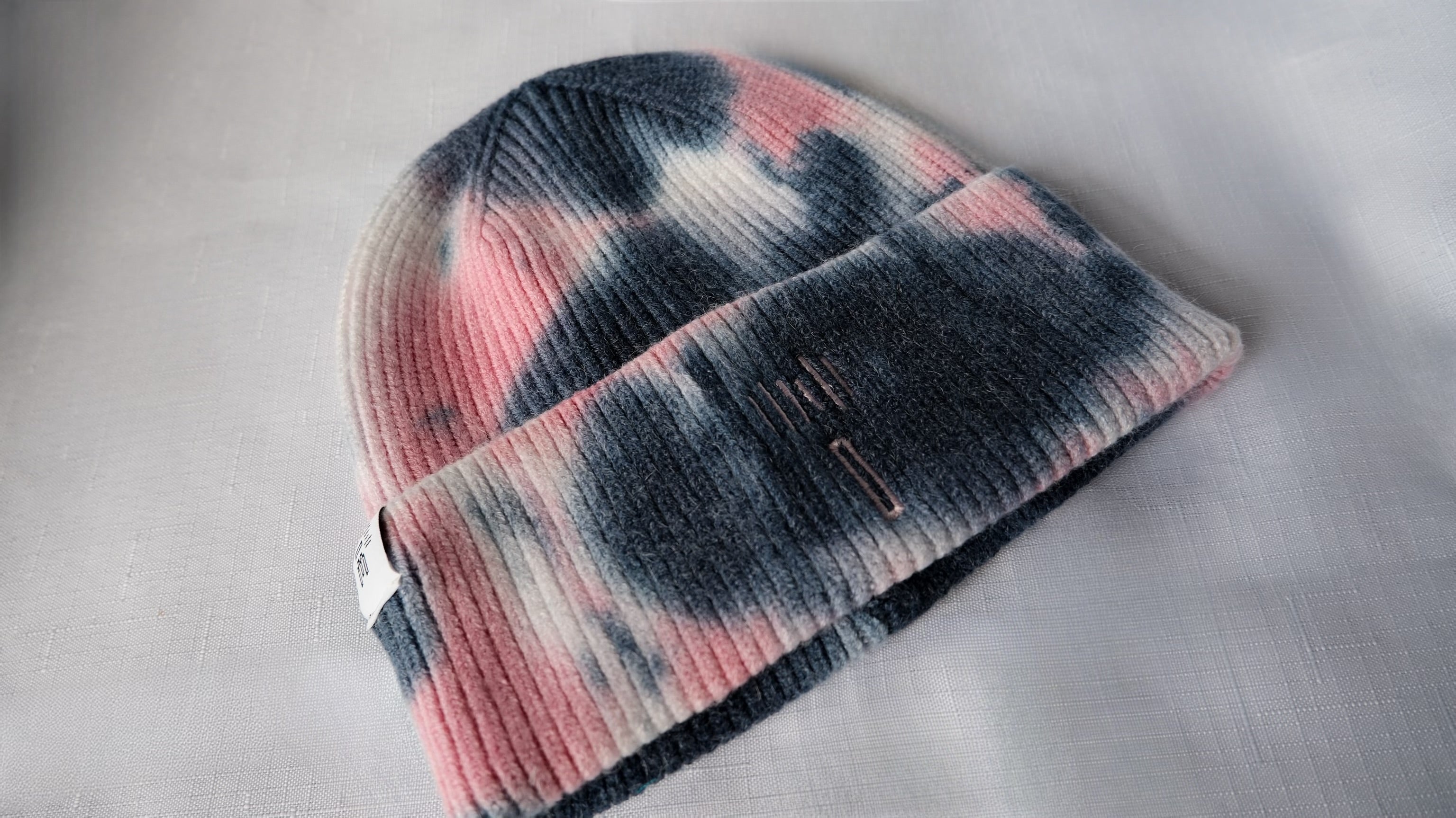 ISSIE Tie-Dye Beanie