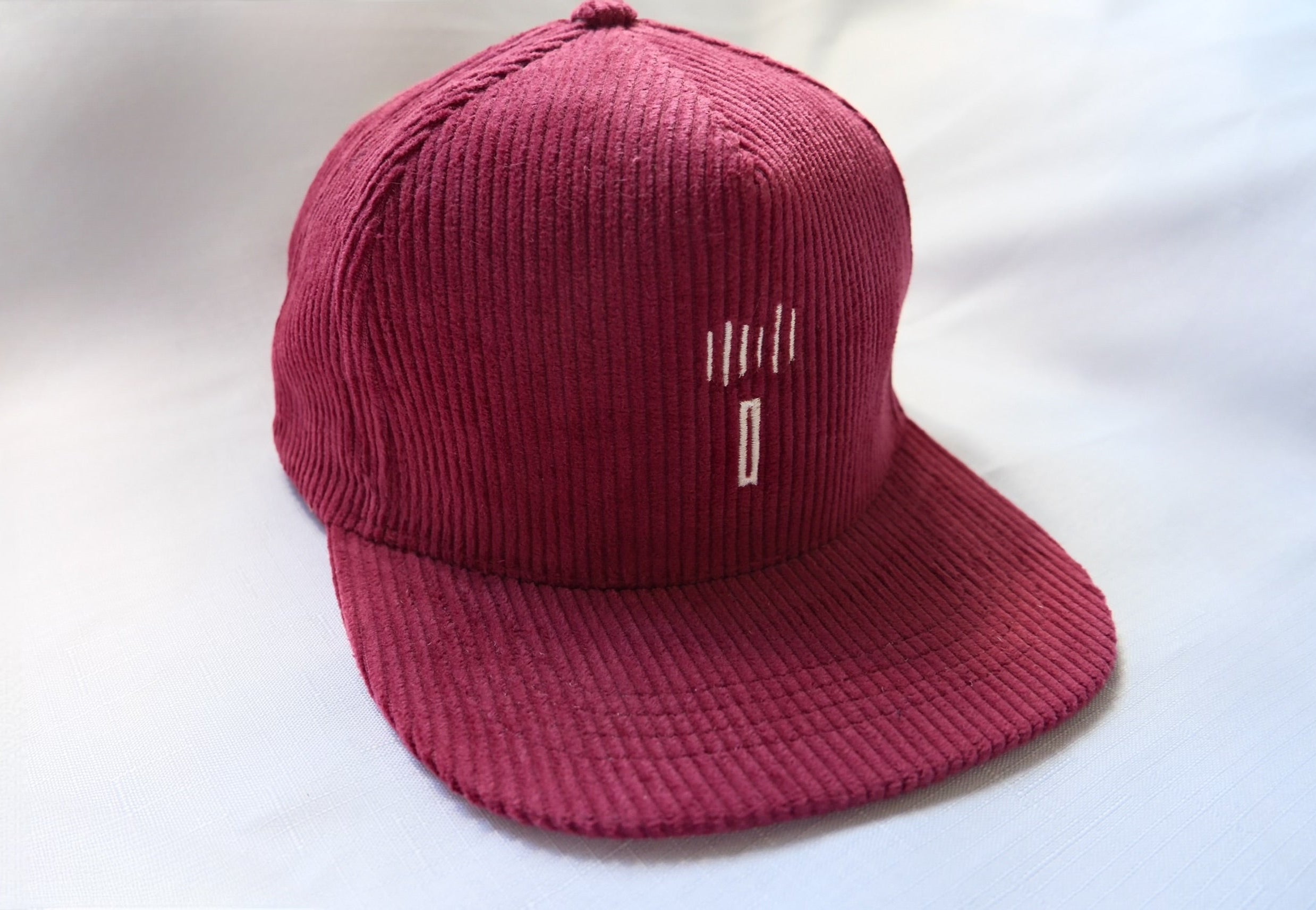 ISSIE Corduroy Cap x Men