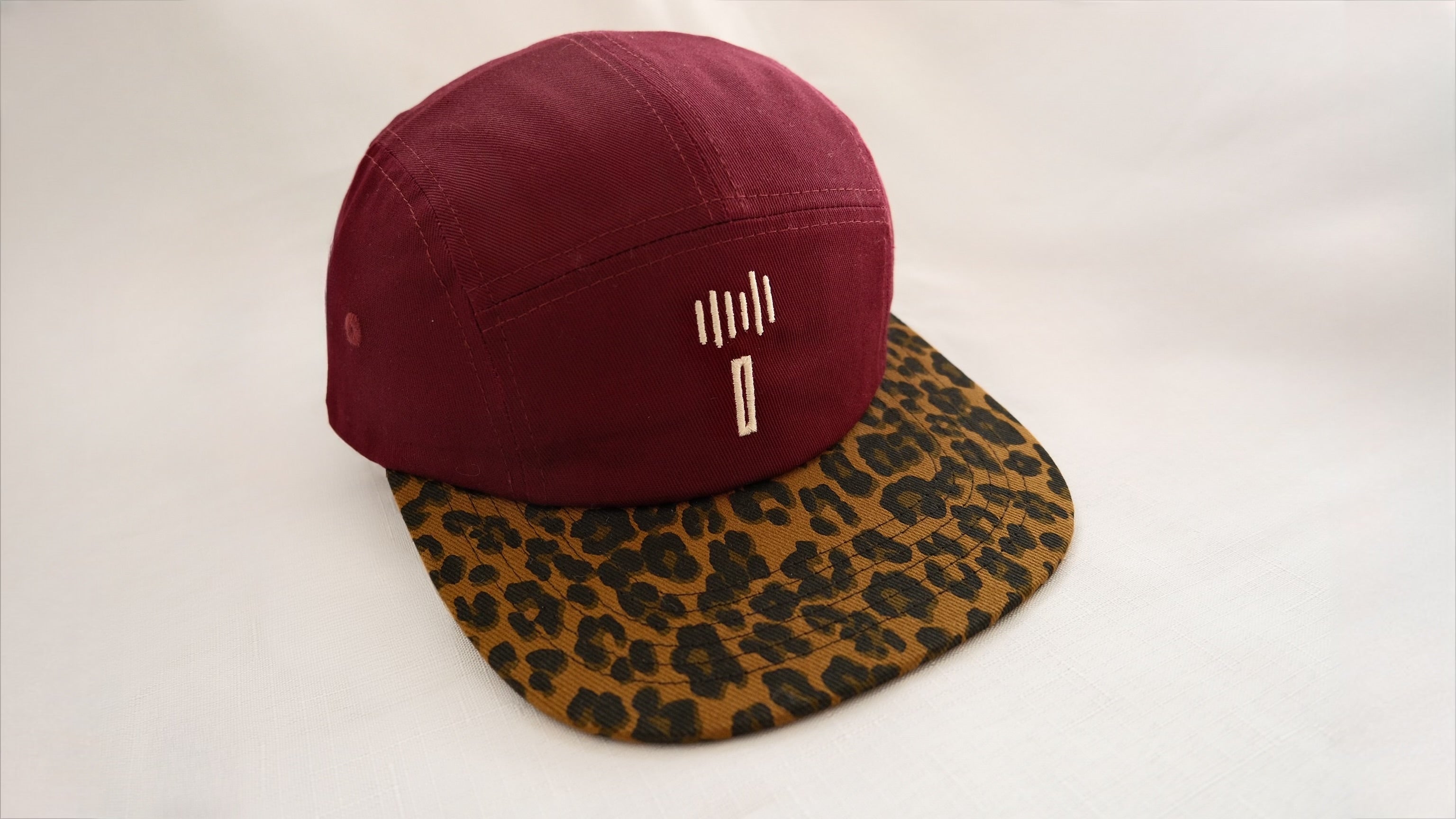 ISSIE Leopard Flat Cap
