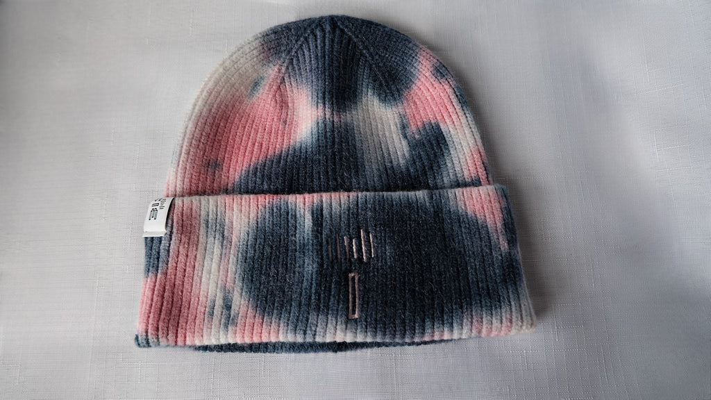 ISSIE Tie-Dye Beanie