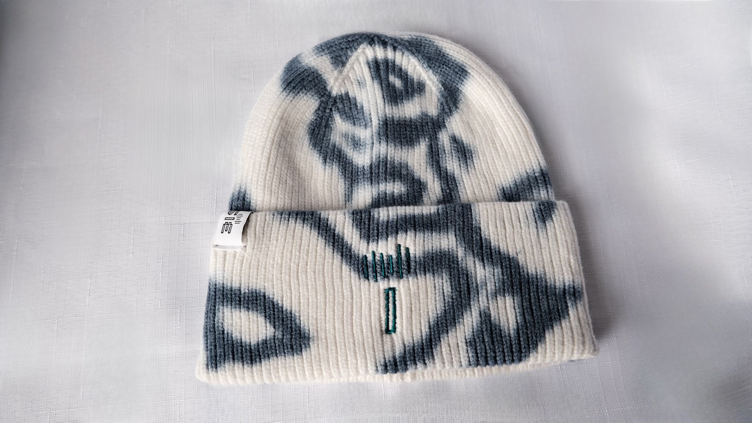 ISSIE Tie-Dye Beanie