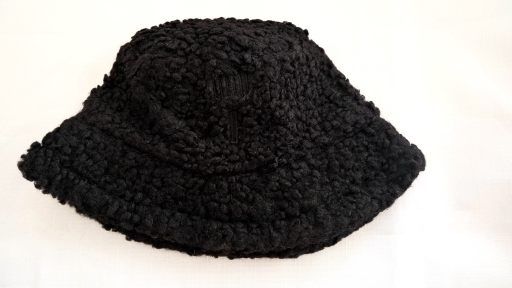 ISSIE Winter Bucket Hat
